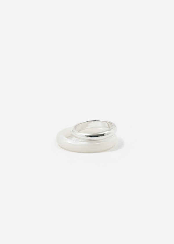 basic_oval white pearl_ring set